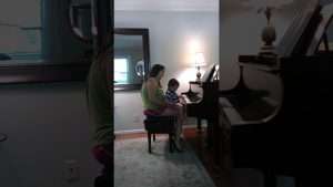 Lil Bro tries to play the piano Видео