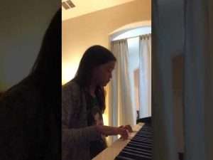 I LEARNED HOW TO PLAY THE PIANO❤️ Видео